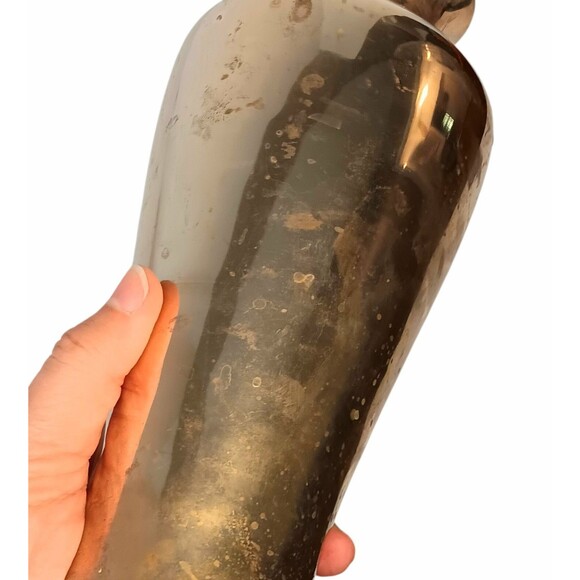 Brass Lot Of 5 Items - 9" Vase, Two 6" Candleholders, 1.5" Salt & Pepper Shakers - Picture 5 of 14